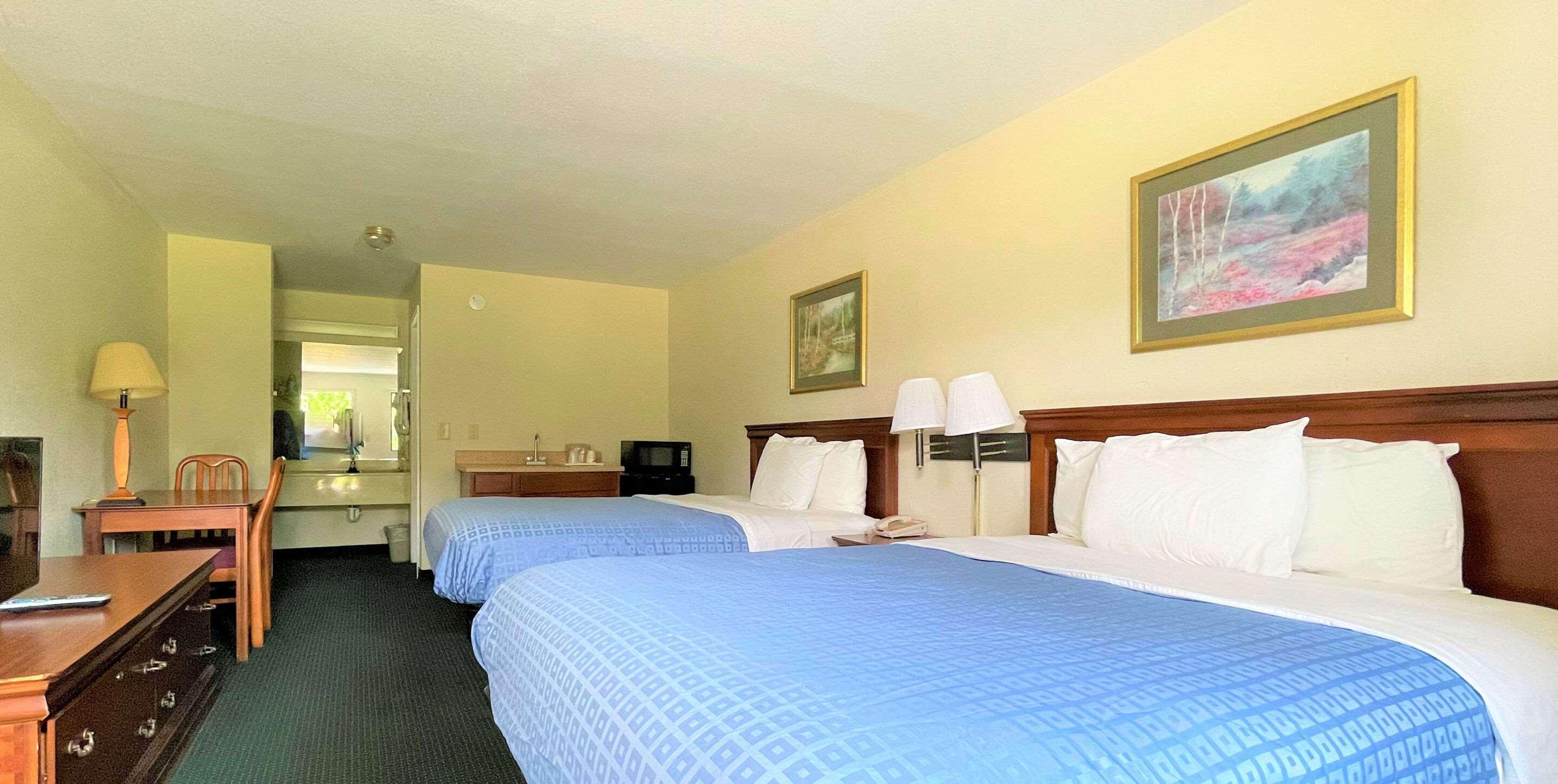 Days Inn Sandersville Екстериор снимка