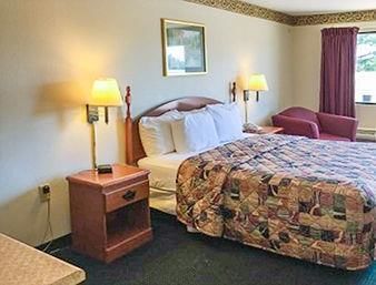 Days Inn Sandersville Екстериор снимка