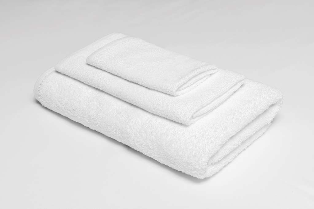 Days Inn Sandersville Стая снимка