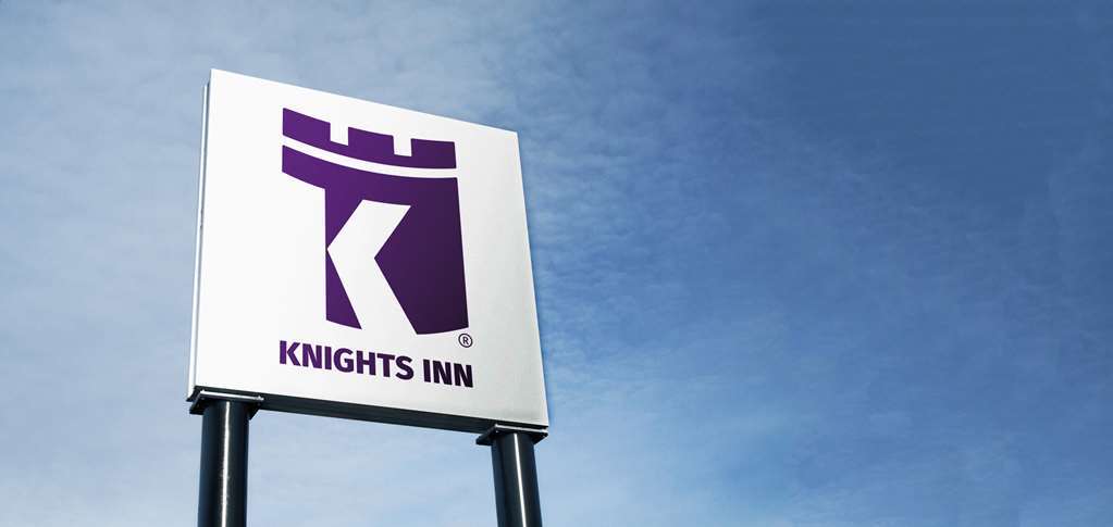 Days Inn Sandersville Екстериор снимка